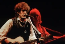 Bob Dylan Wife: Untold Story Behind the Music Icon’s Love bob dylan wife
