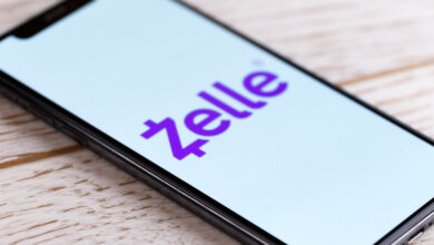 is zelle down right now